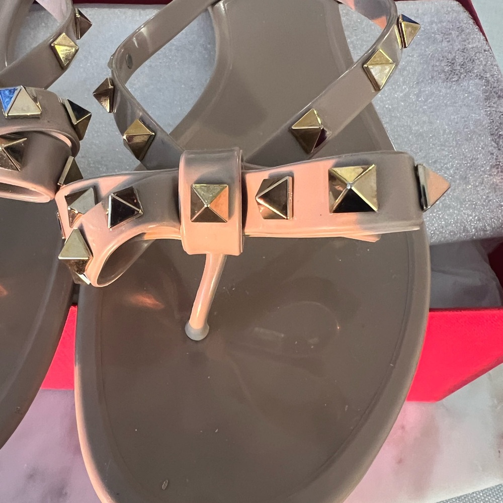 Valentino Garavani Rockstud Sandal - 40